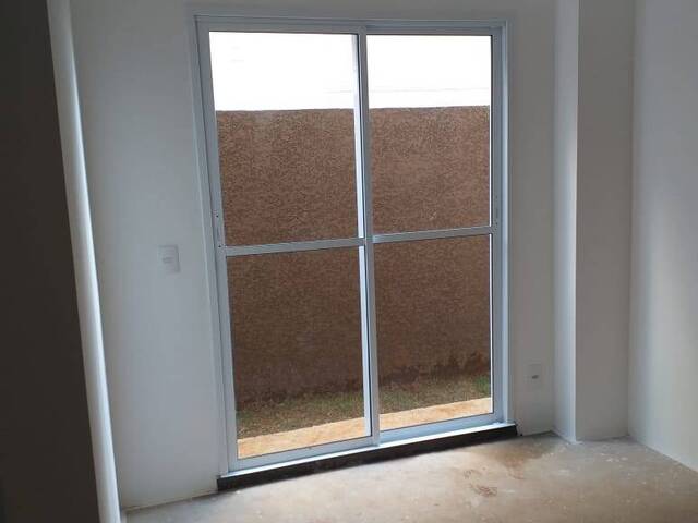 Apartamento para Venda em Cotia - 2