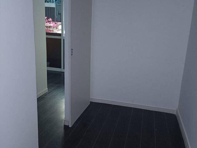 Sala para Venda em Cotia - 4