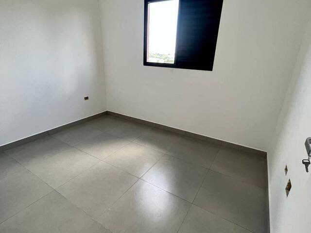 Apartamento para Venda em Cotia - 4