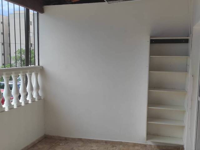 Casa para Venda em Cotia - 5