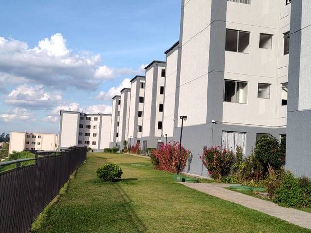 Venda em Jardim Petrópolis - Cotia