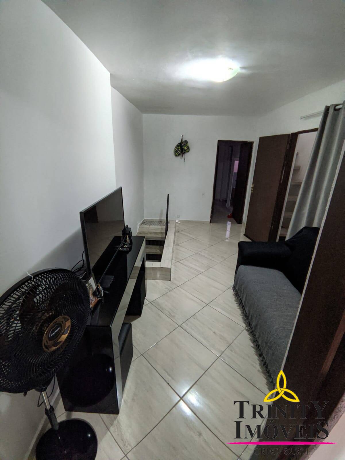 Casa à venda com 3 quartos - Foto 2