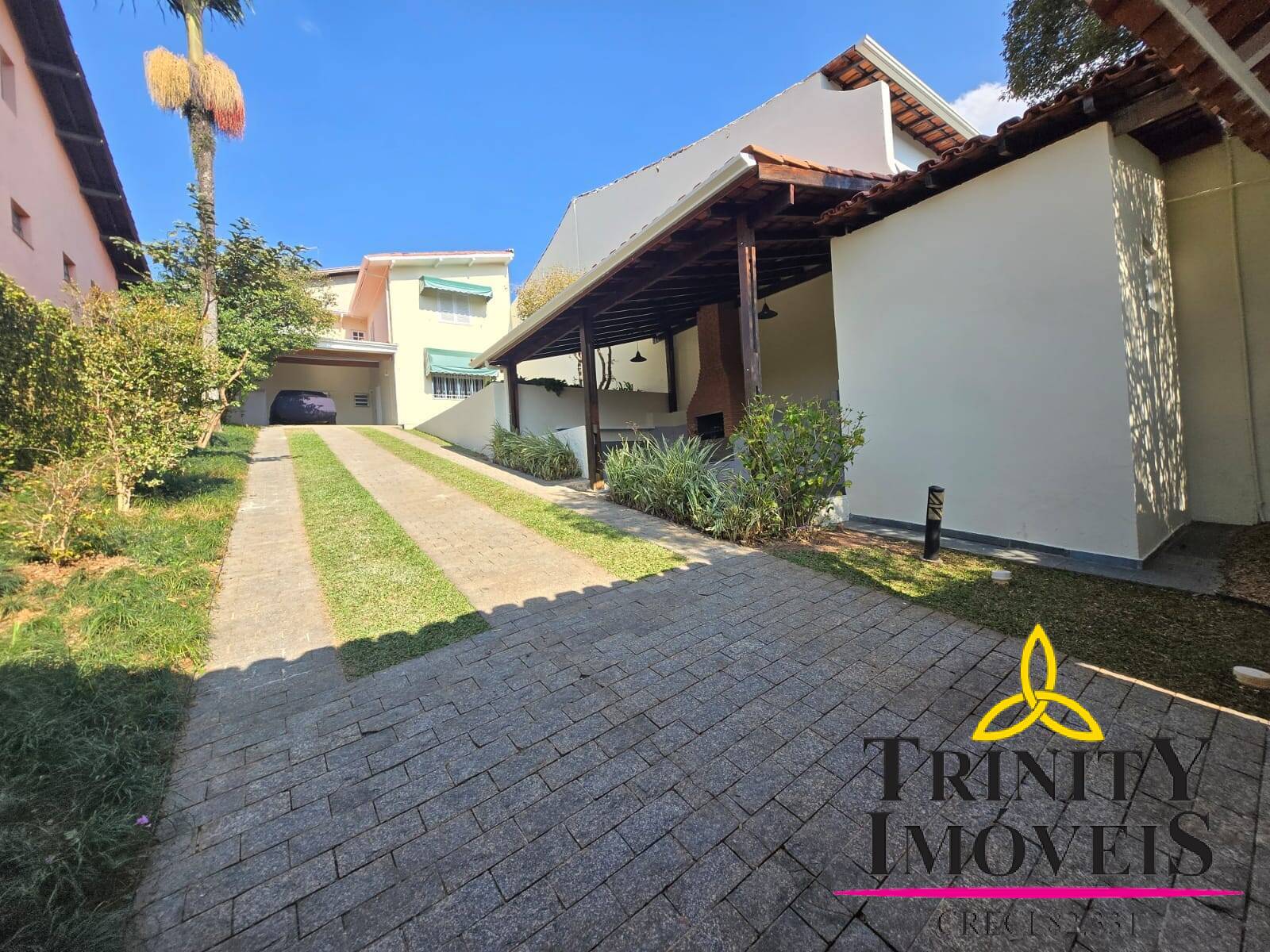 Casa, 3 quartos, 210 m² - Foto 1