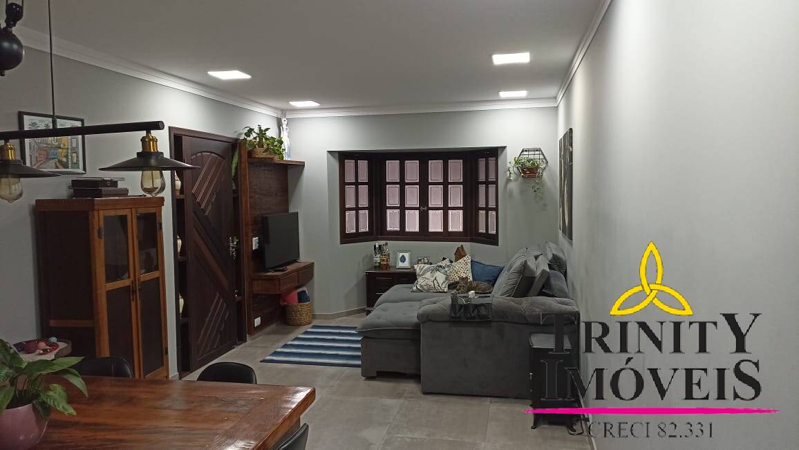 Casa, 3 quartos, 175 m² - Foto 1