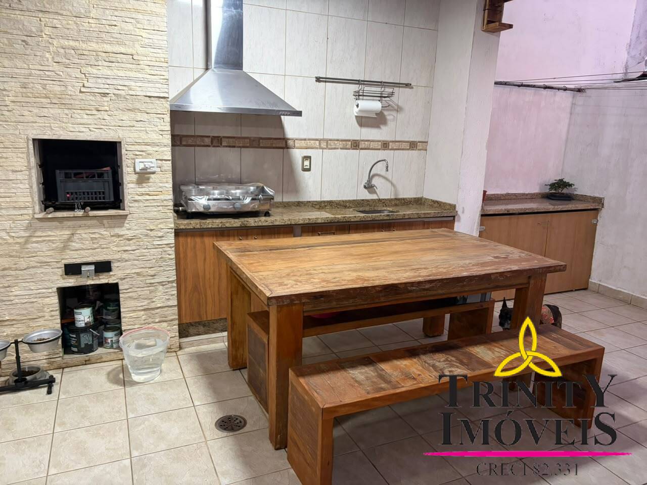 Casa, 4 quartos, 200 m² - Foto 1